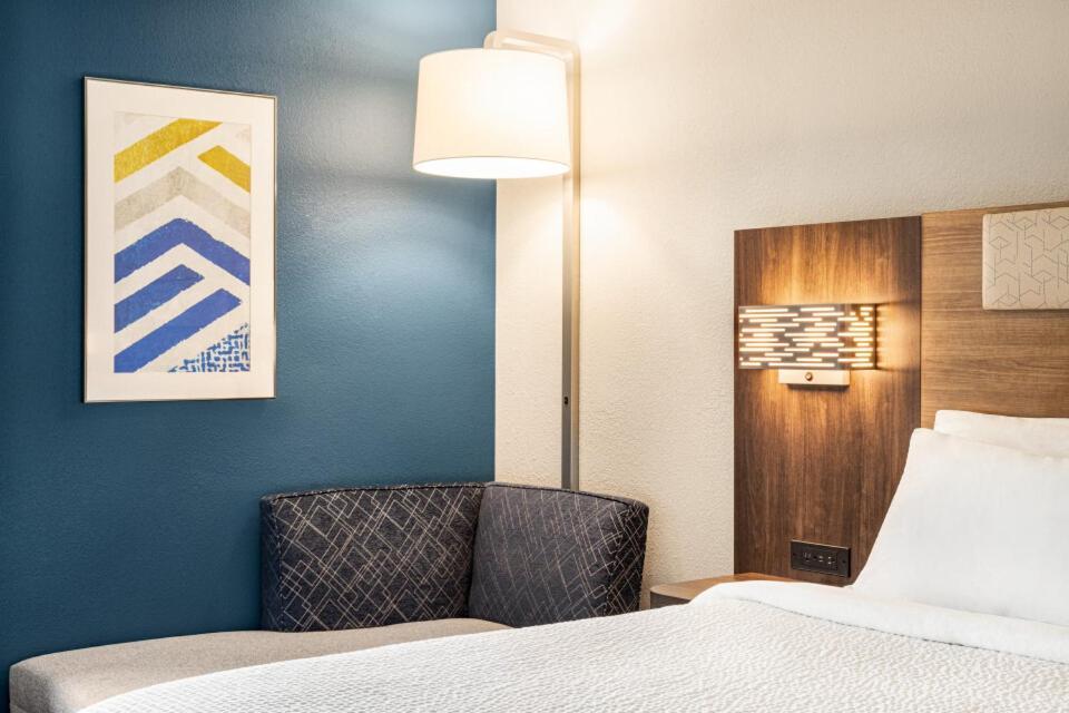 Holiday Inn Express - Bowling Green By Ihg Εξωτερικό φωτογραφία